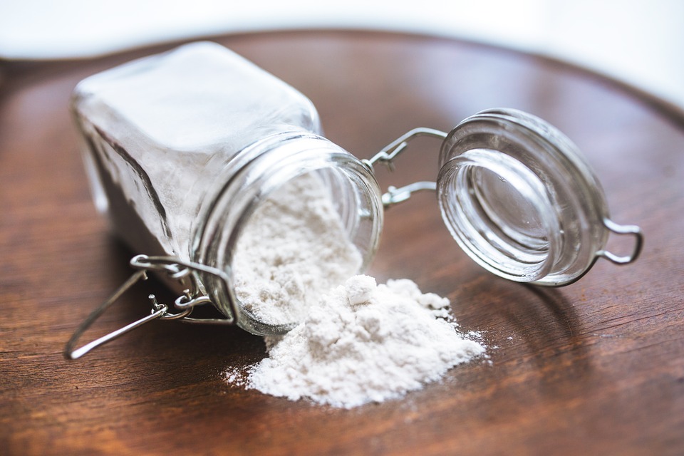Self raising flour vs all purpose flour