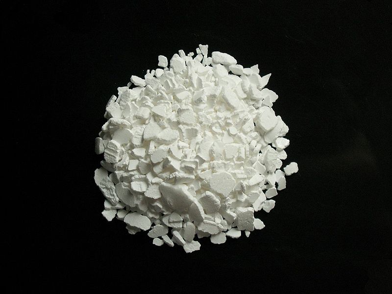 Main Difference - Chlorine vs Chloride