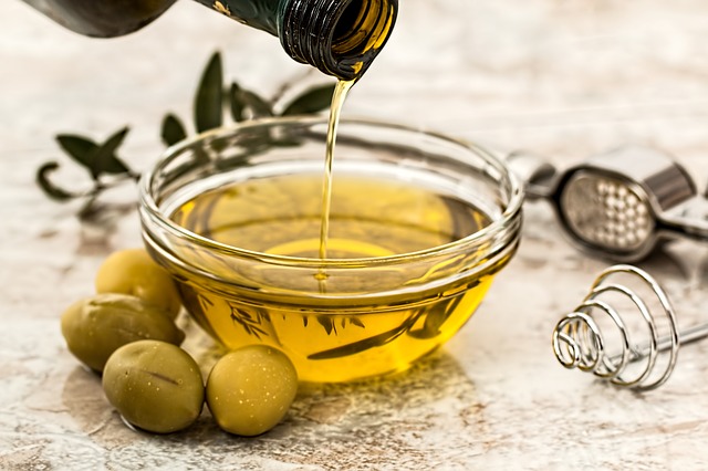 Main Difference - Saturated and Unsaturated Fatty Acids