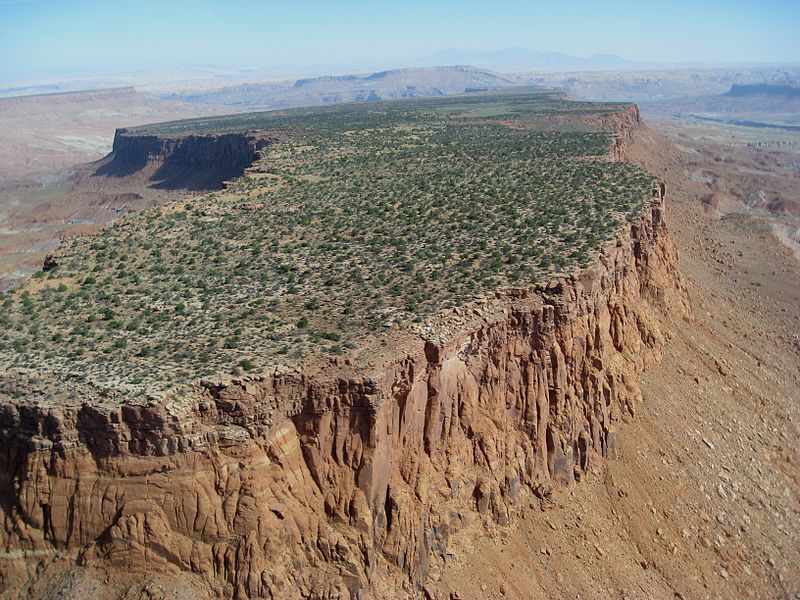 difference-between-mountain-and-plateau