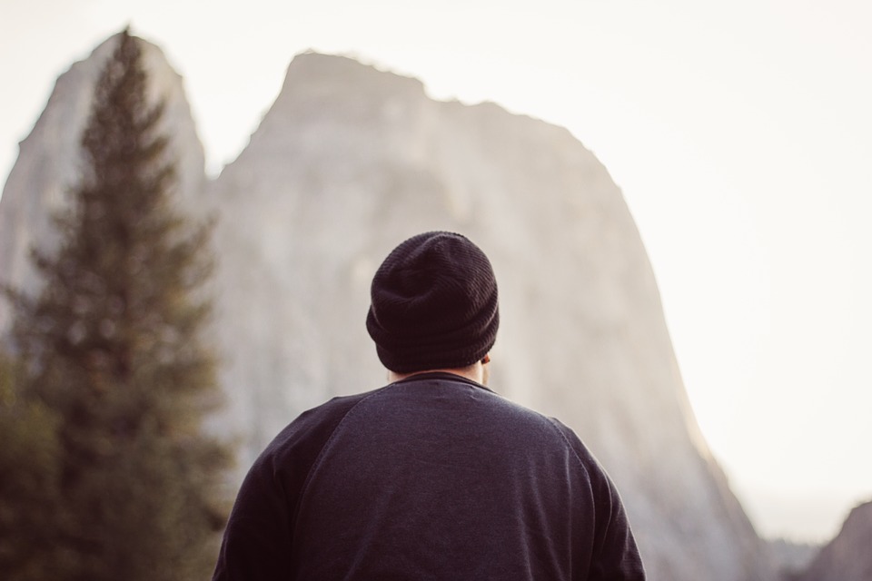 Difference Between Gazing And Looking Definition Meaning And Examples