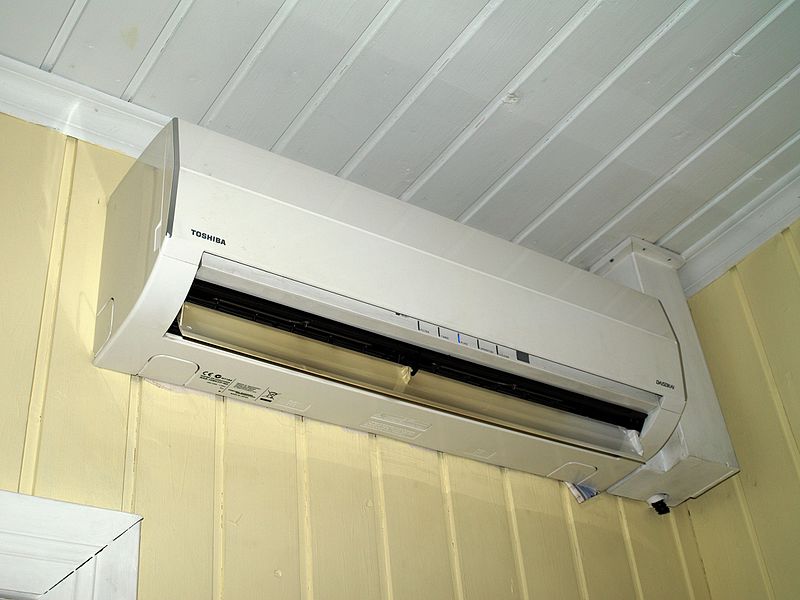 Main Difference - Latent Heat vs Sensible Heat