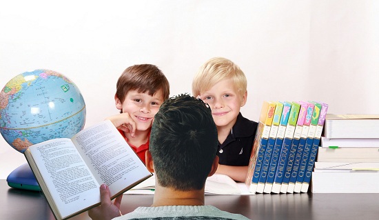 Difference Between Innate and Learned Behaviors