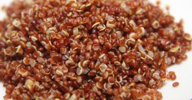 What is the Difference Between Red and White Quinoa