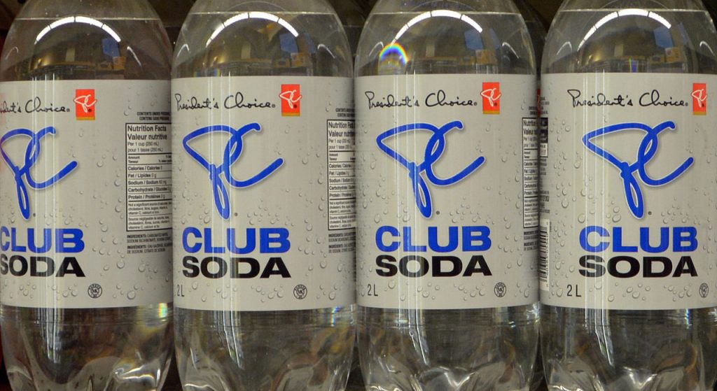 What is the Difference Between Seltzer and Club Soda