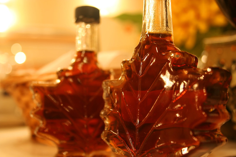 Maple Syrup vs Golden Syrup