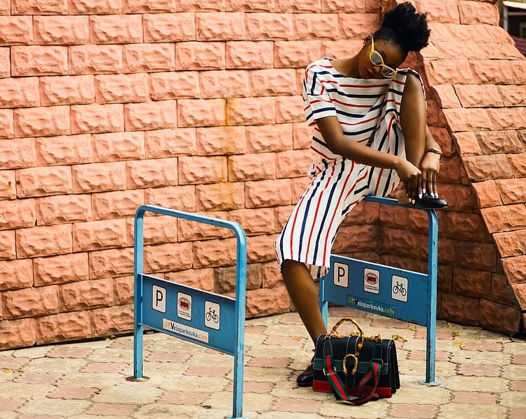 What is the Difference Between Romper and Dungarees