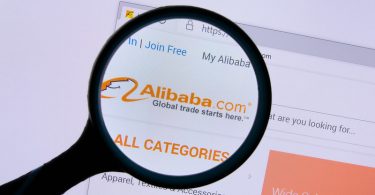 Compare Alibaba and Aliexpress - What's the difference?