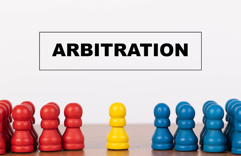 Compare Arbitration and Mediation - What's the difference?