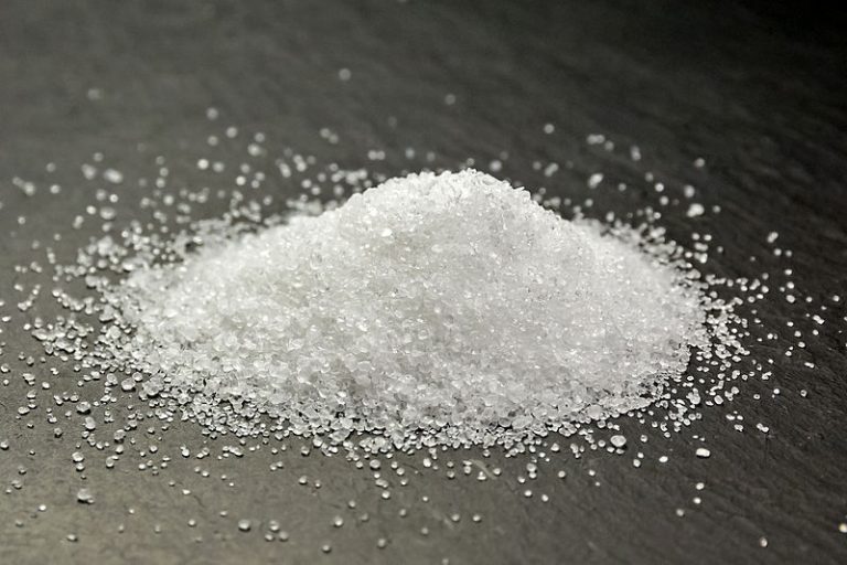 What is the Difference Between Erythritol and Xylitol
