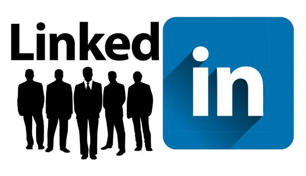 Compare LinkedIn and Twitter - What's the difference?