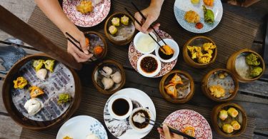 Compare Oriental and Continental Food - What's the difference?