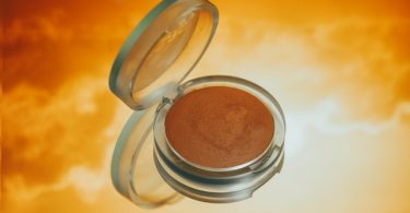 Compare Blush and Bronzer - What's the difference?
