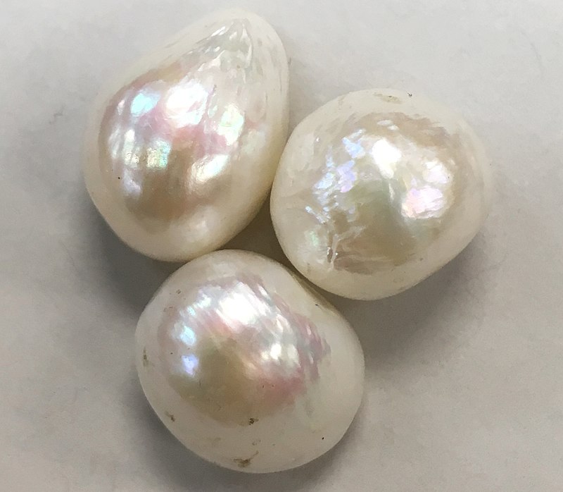 Freshwater vs Cultured Pearls
