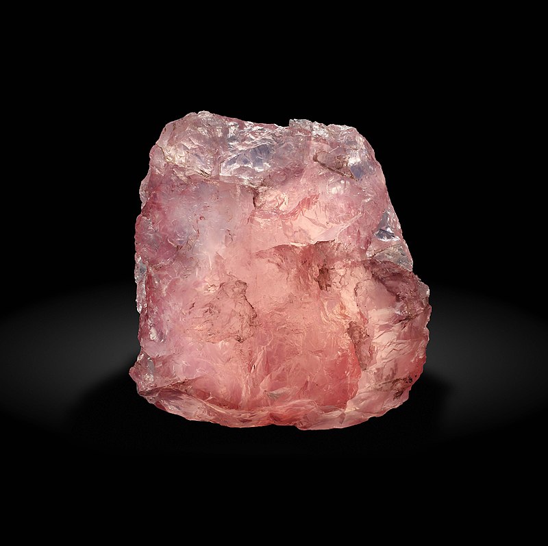 What is the Difference Between Pink Quartz and Rose Quartz