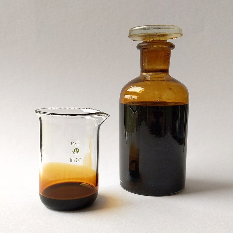 Difference Between Petroleum And Petrolatum