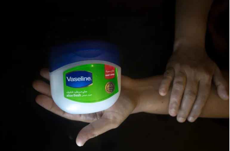 What is the Difference Between Vaseline and White Petroleum Jelly