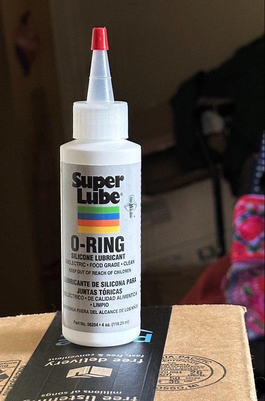 What is the Difference Between Dielectric Grease and Silicone Grease